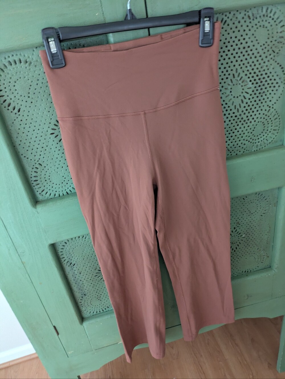 Lululemon High-Rise Women's Crop Leggings in Dusty Rose